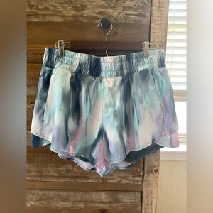 Avia women's size L (12-14) greenish-pink athletic shorts